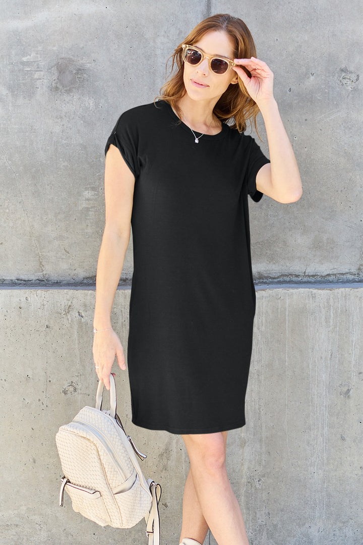 Short Sleeve Dress with Pockets | Elegant Lioness