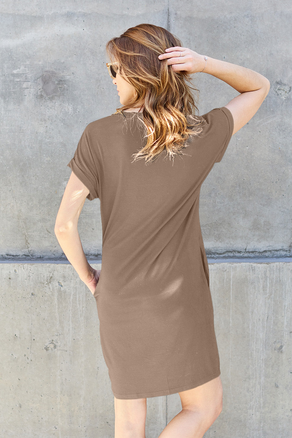 Short Sleeve Dress with Pockets | Elegant Lioness