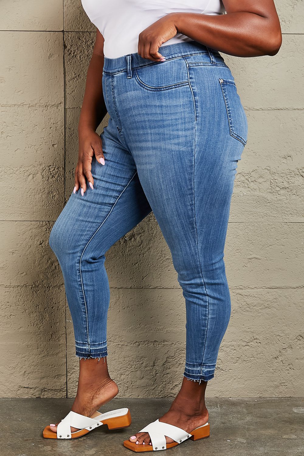 Janavie Full Size High Waisted Pull On Skinny Jeans