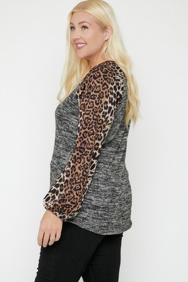 Two Tone Color Top Featuring Cheetah Print Long Bubble Sleeves in Charcoal/Brown Cheetah