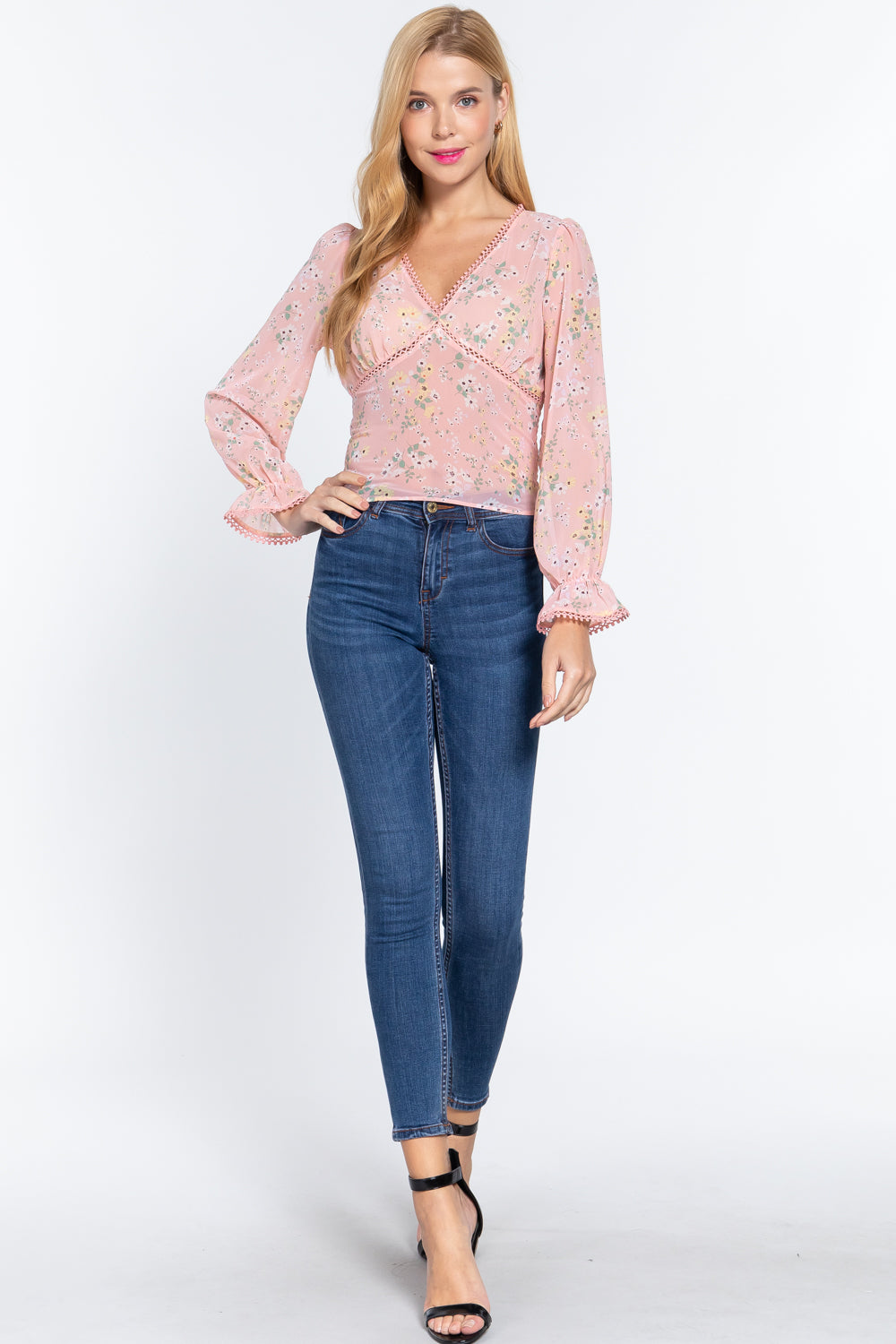 Ruffle Long Sleeve Floral Print Chiffon Top in Floral/Pink