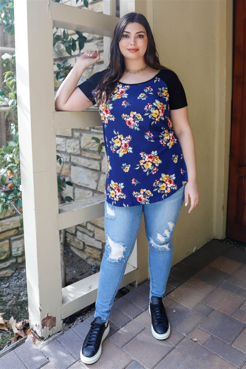 Plus Floral Print & Ribbed Black Colorblock Top for Women in Navy Floral