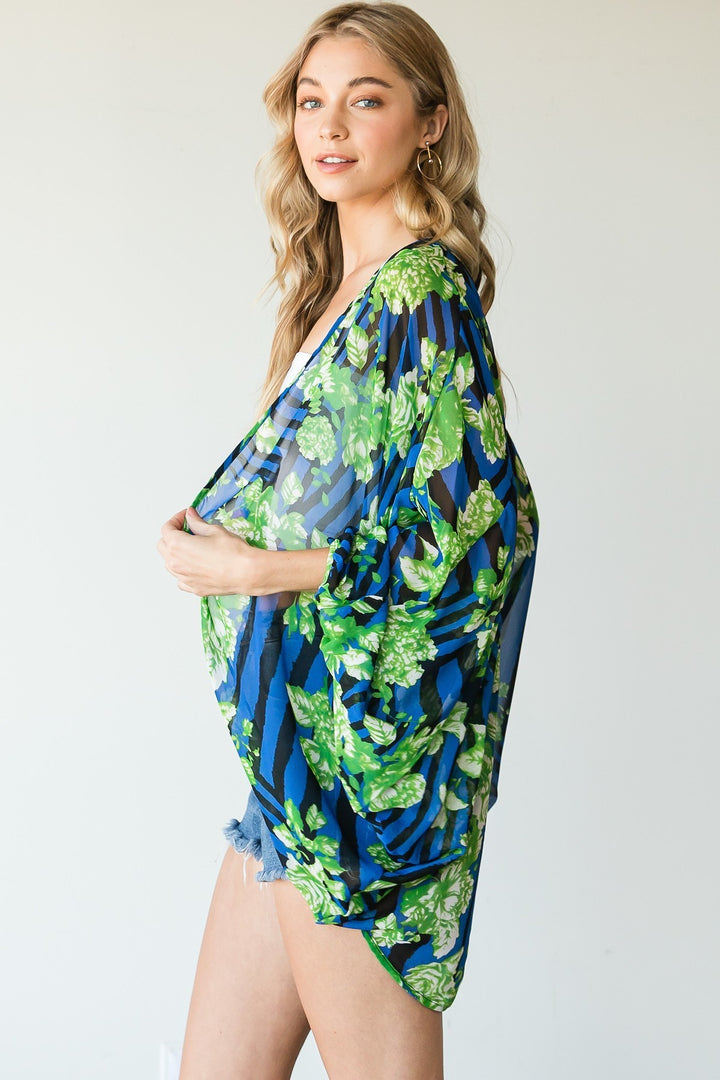 Stripes And Floral Print Lightweight Kimono in Navy