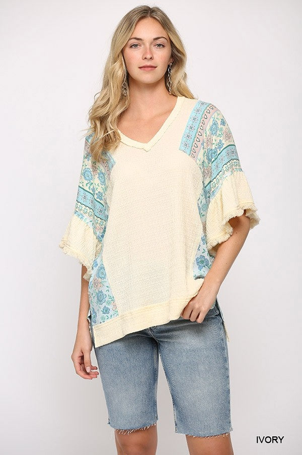 Texture Knit And Print Mixed Hi Low Hem Top in Ivory