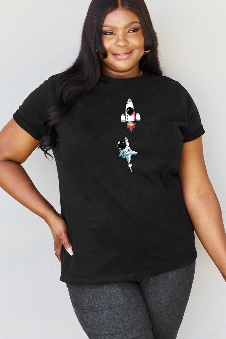 Full Size Astronaut Graphic Cotton T-Shirt