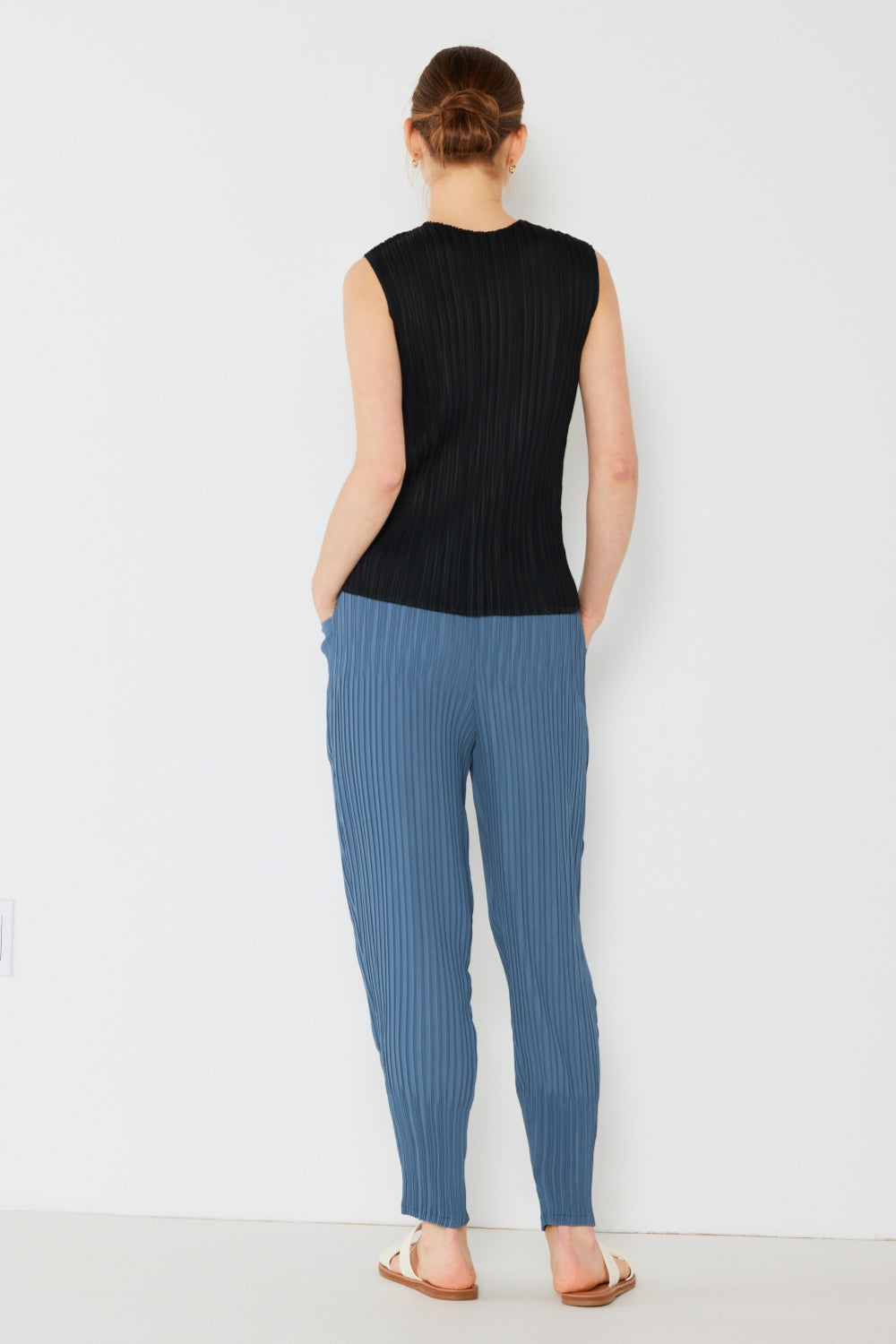 Pleated Relaxed-Fit Slight Drop Crotch Jogger